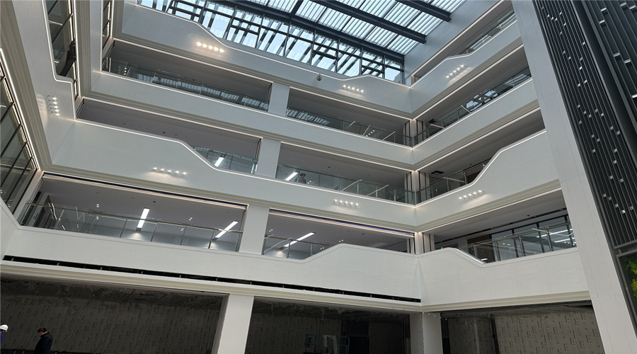 深圳左右云創(chuàng)谷GRG攔河快速簽單是我們實力的又一見證