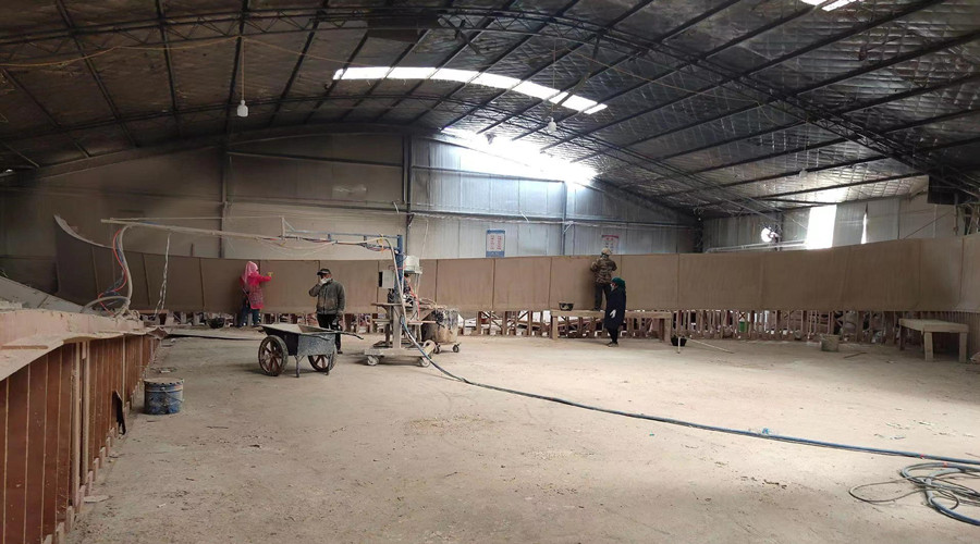 GRC構件生產中 GRC構件生產中