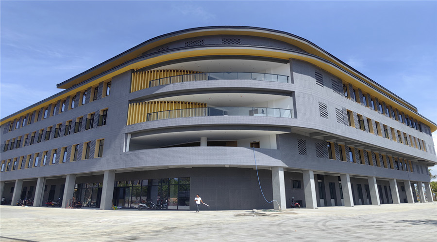 海南中央民族大學UHPC幕墻板工程案例