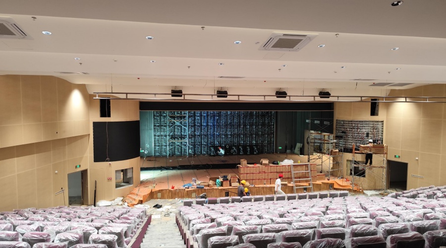 廣州黃埔會元中學GRG報告廳造型