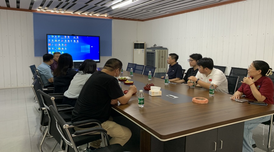 飾紀(jì)上品GRG廠家熱烈歡迎清遠(yuǎn)企業(yè)家協(xié)會(huì) 山東慶云工商聯(lián)領(lǐng)導(dǎo)蒞臨指導(dǎo)